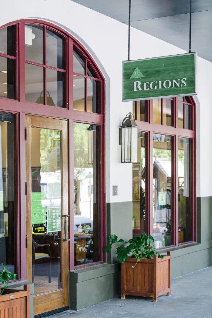 Regions bank storefront